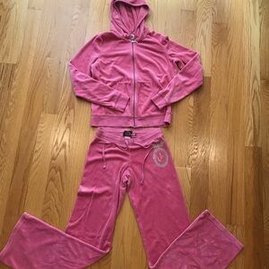 Juicy Couture Women’s Peach Pink Velour Set